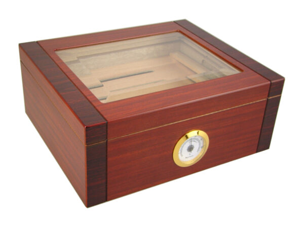 Humidor 40 szivar részére, diófa borítással, üveg tetővel, külső hygrometerrel