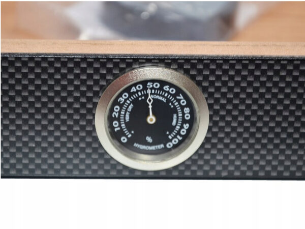 Humidor 30 szál szivar részére, spanyol cédrusfa szivar doboz, üvegtetős, párásítóval, hygrométerrel - Carbon - Image 5