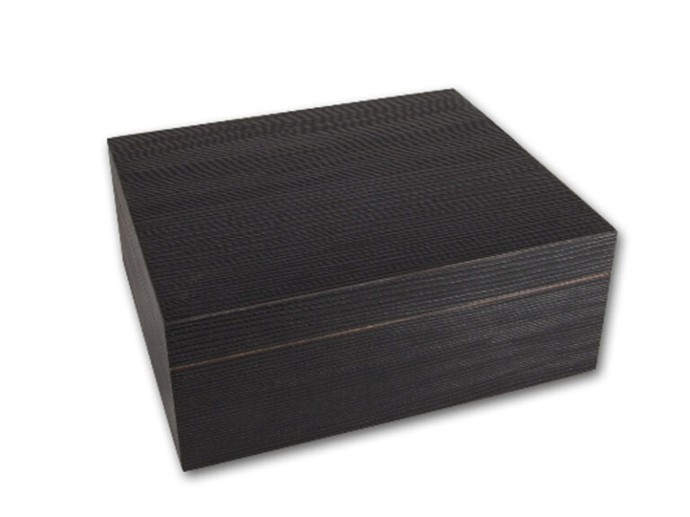 Humidor 40 szivar részére, fekete színű szivar tároló doboz, belső hygrométerrel, párásítóval - Achenty!