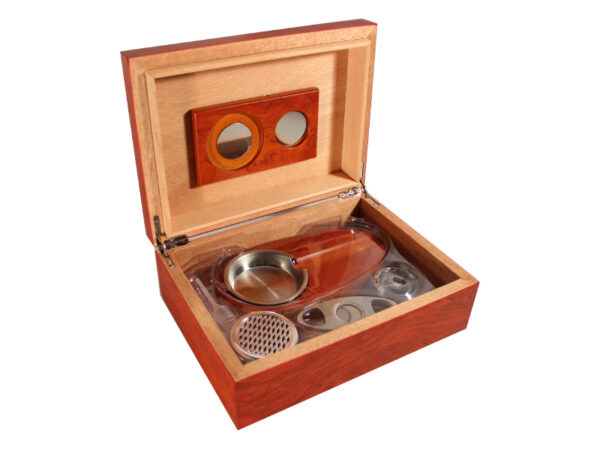 Humidor 30 szivar részére, VILÁGOSbarna színű szivar tároló doboz, hygrométer, párásító + AJÁNDÉK szett!