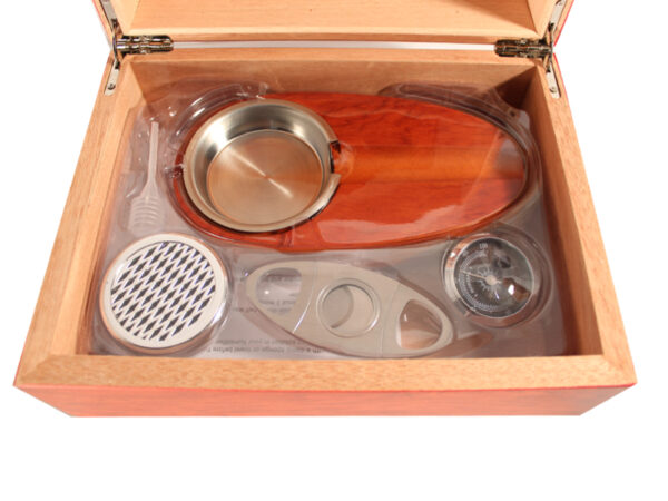 Humidor 30 szivar részére, VILÁGOSbarna színű szivar tároló doboz, hygrométer, párásító + AJÁNDÉK szett! - Image 3