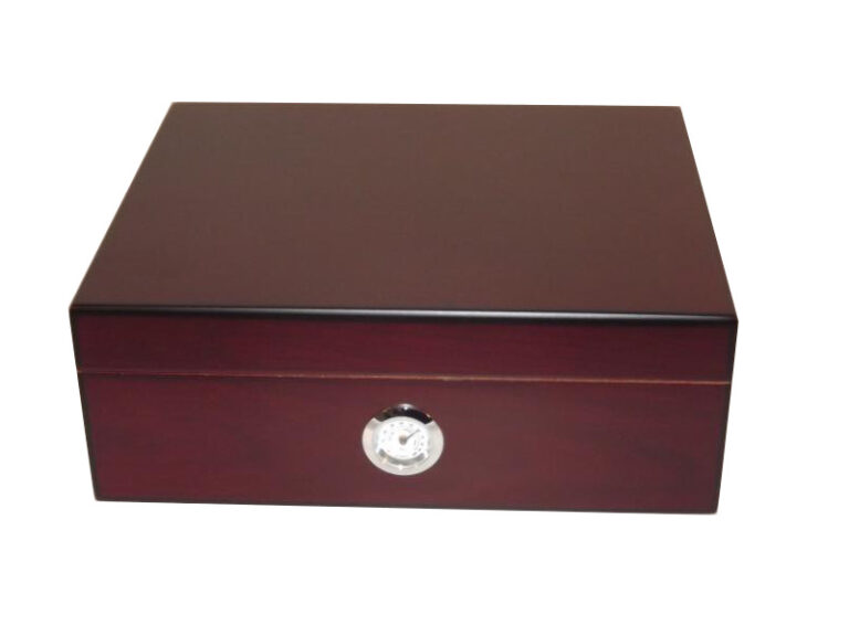 Humidor 40 szál szivar részére, cédrusfa, párásítóval, külső hygrométerrel - mahagóni