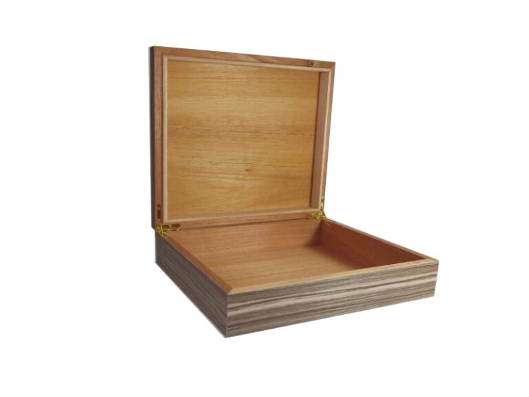 Humidor 30 szál szivar részére, zebracsíkos szivartartó doboz, párásító és belső hygrometer - Achenty! - Image 6