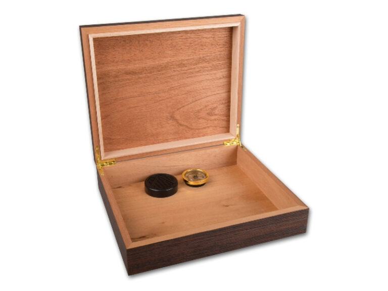Humidor 30 szál szivar részére, diómintás szivartartó doboz, párásító és belső hygrometer - Achenty! - Image 2