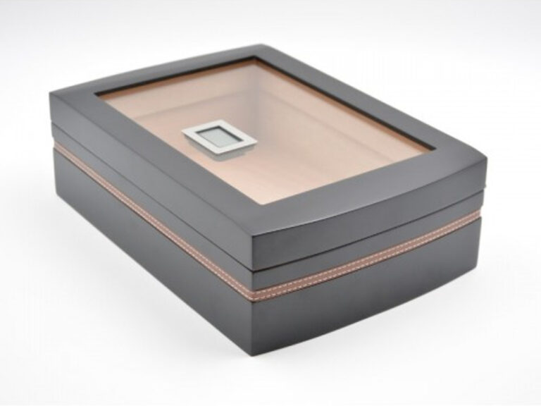 Humidor 40 szál szivarnak, cédrusfa szivar doboz, üvegtető, párásítóval, digitális higrométerrel - fekete - Image 2