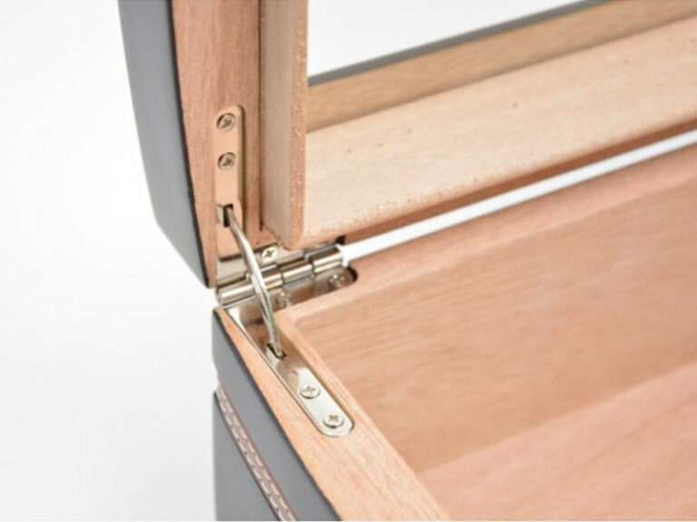 Humidor 40 szál szivarnak, cédrusfa szivar doboz, üvegtető, párásítóval, digitális higrométerrel - fekete - Image 8