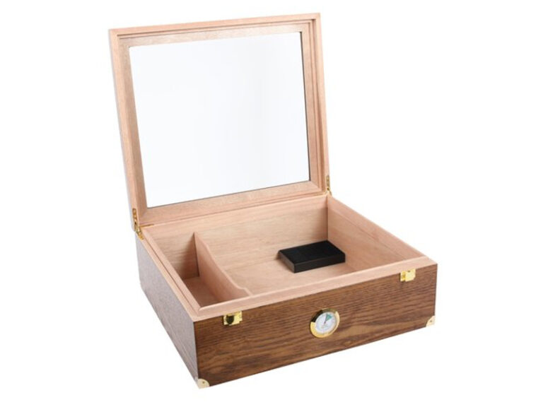 Humidor 40 szál szivar részére, világosbarna színű, cédrusfa, üveg tetővel, párásító és külső hygrometer - Achenty! - Image 2