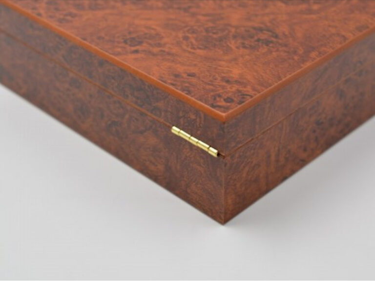 Humidor 25 szál szivarnak, gyökérmintás barna színű, párásítóval - Image 6