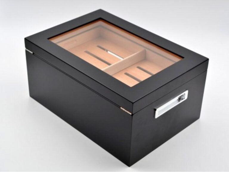 Gasztro humidor 80 szál szivar részére, üveges szivar doboz, cédrusfa, külső hygrométerrel és párásítóval - fekete - Image 9