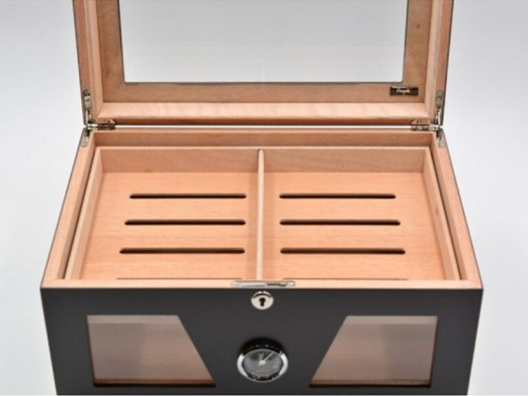Gasztro humidor 80 szál szivar részére, üveges szivar doboz, cédrusfa, külső hygrométerrel és párásítóval - fekete - Image 10