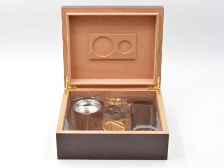 Humidor 40 szál szivar részére, matt cseresznye színű szivar tároló doboz + AJÁNDÉK szett! - Image 3