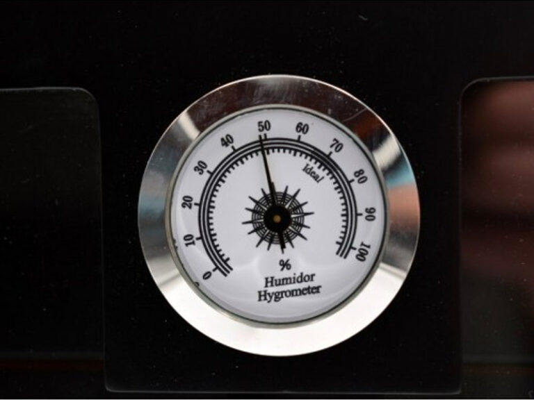 Humidor szekrény 80 szivar részére, 4 fiókkal, külső hygrometer, üveg ajtó - fekete - Image 6