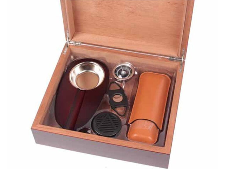 Humidor 30 szál szivar részére, cédrusfa szivar tároló doboz, párásítóval, hygrométerrel - cseresznye + AJÁNDÉK szett! - Image 3